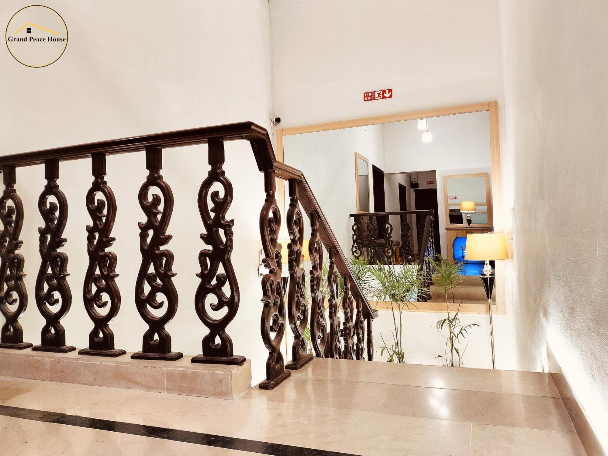 Grand Peace House I Bed & Breakfast Islamabad Bagian luar foto