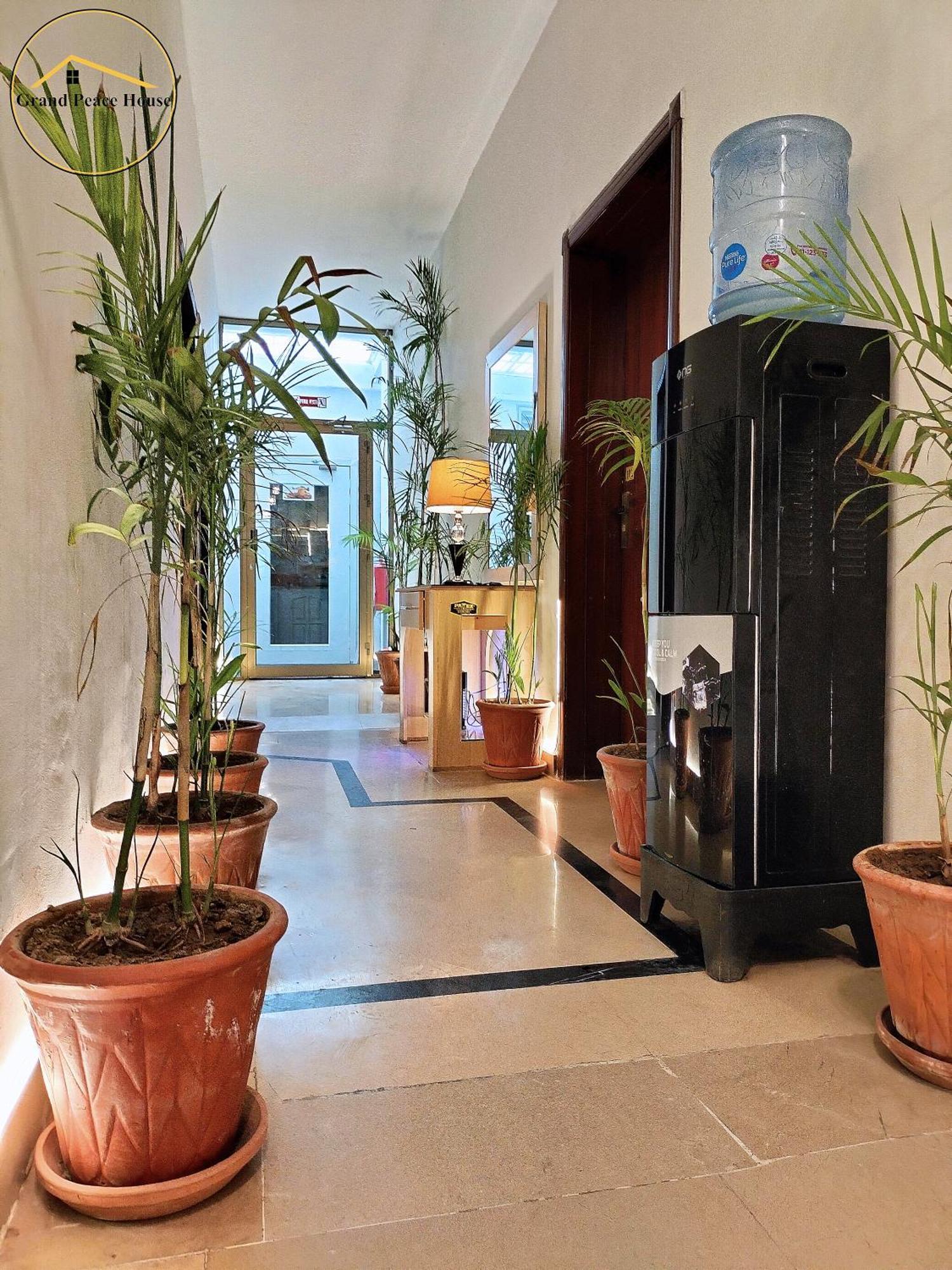 Grand Peace House I Bed & Breakfast Islamabad Bagian luar foto