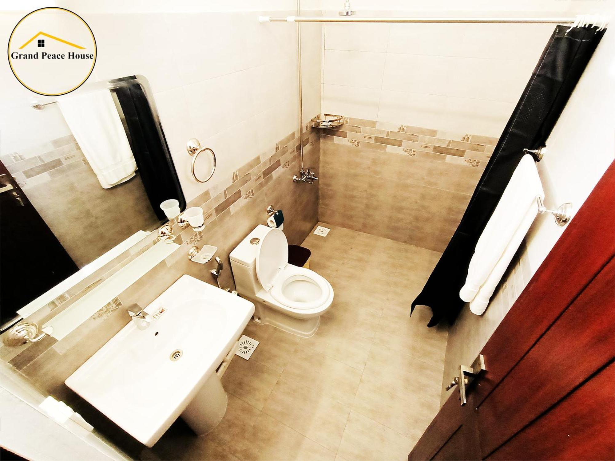 Grand Peace House I Bed & Breakfast Islamabad Bagian luar foto
