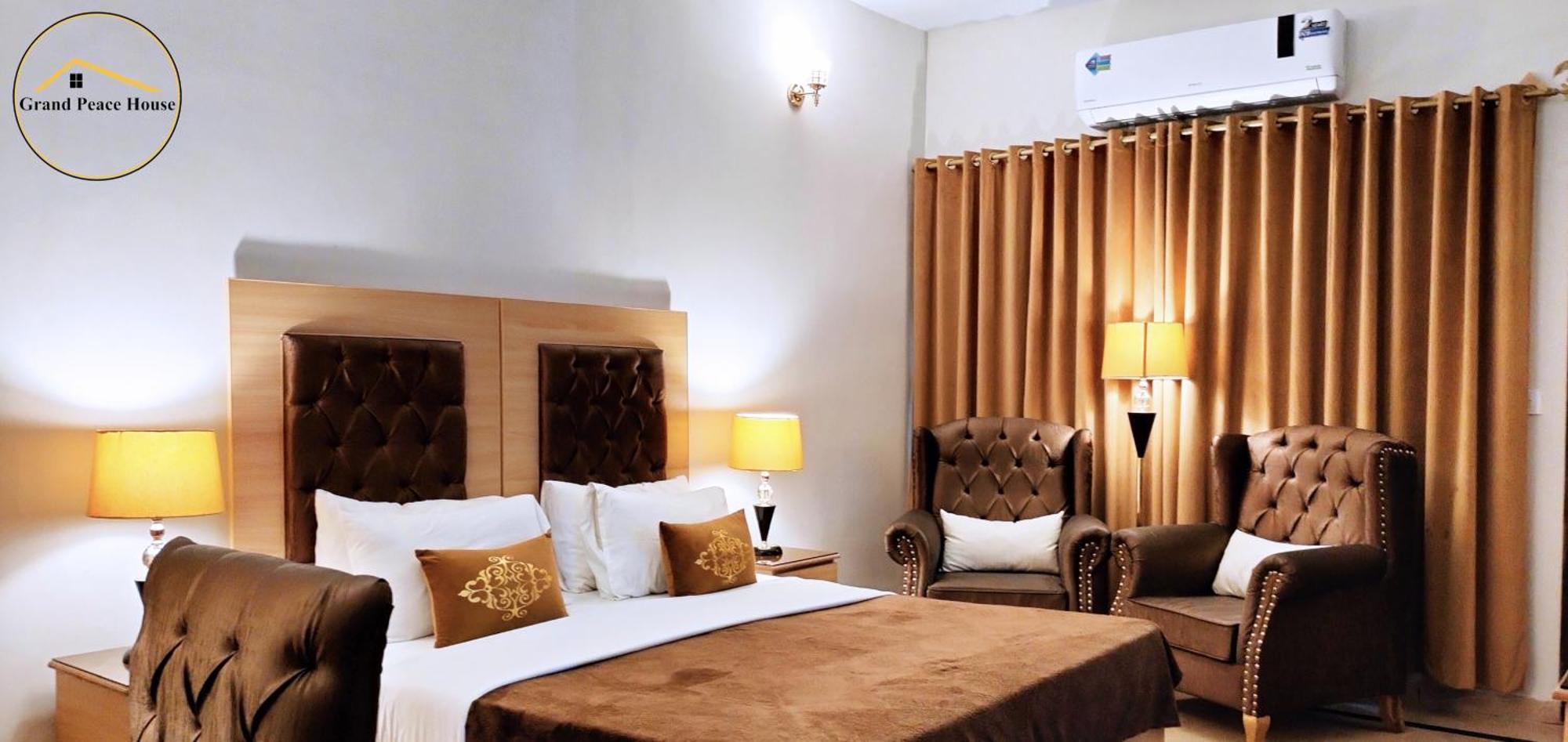 Grand Peace House I Bed & Breakfast Islamabad Bagian luar foto
