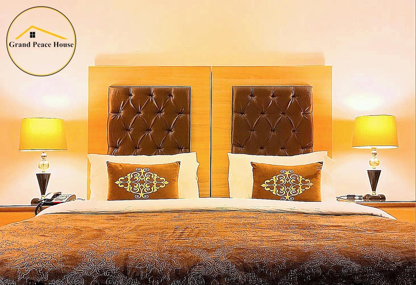 Grand Peace House I Bed & Breakfast Islamabad Bagian luar foto